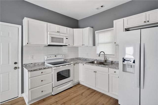 811 Vail Avenue, High Point, NC 27260