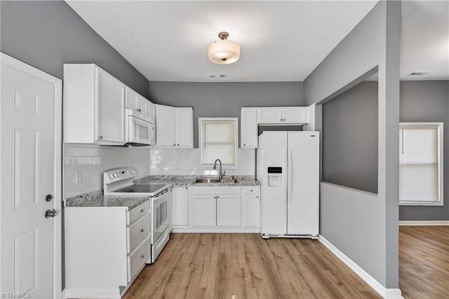 811 Vail Avenue, High Point, NC 27260