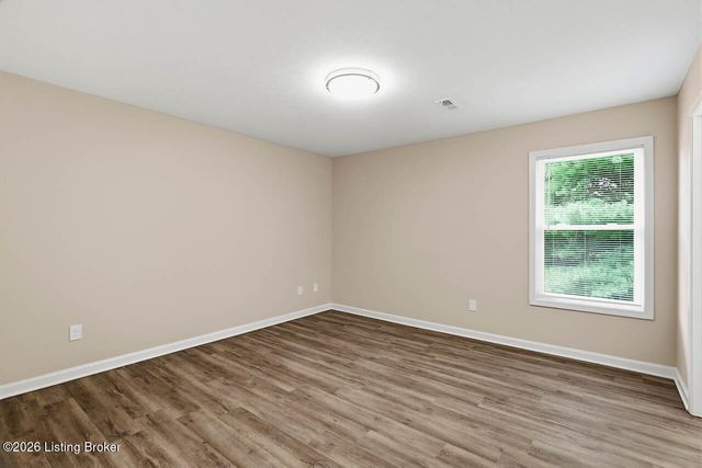 241 W French St, Elizabethtown, KY 42701