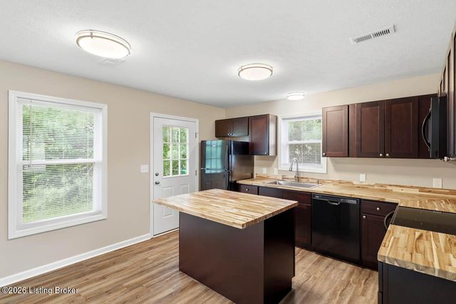 241 W French St, Elizabethtown, KY 42701
