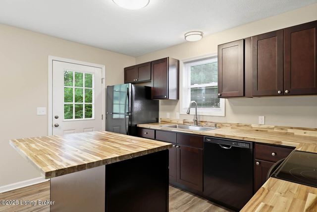 241 W French St, Elizabethtown, KY 42701