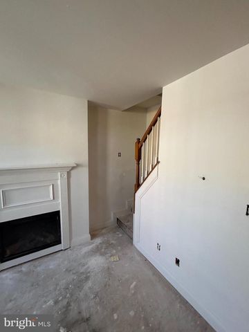 1135 SARGEANT ST, Baltimore, MD 21223