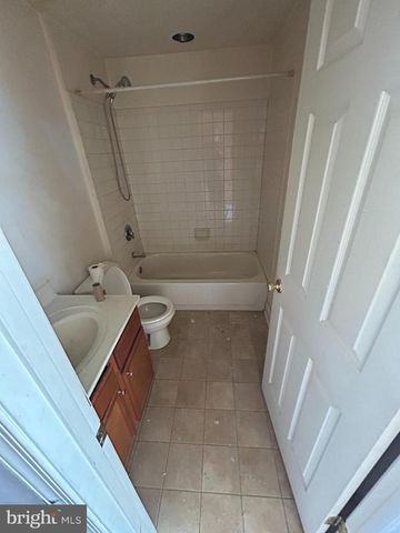 1135 SARGEANT ST, Baltimore, MD 21223