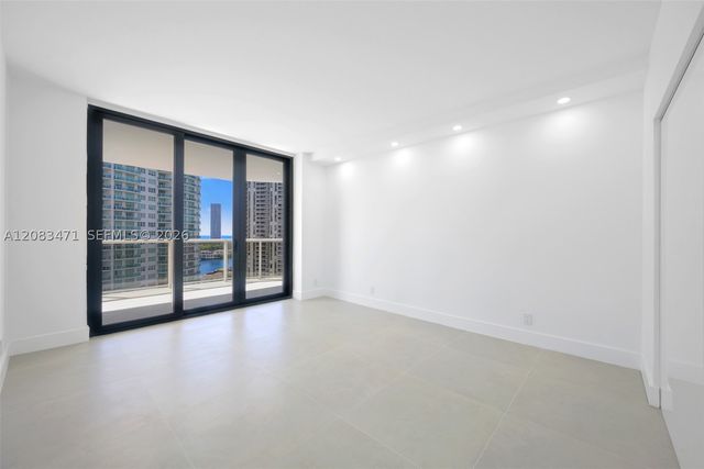 20281 E Country Club Dr 1008, Aventura, FL 33180