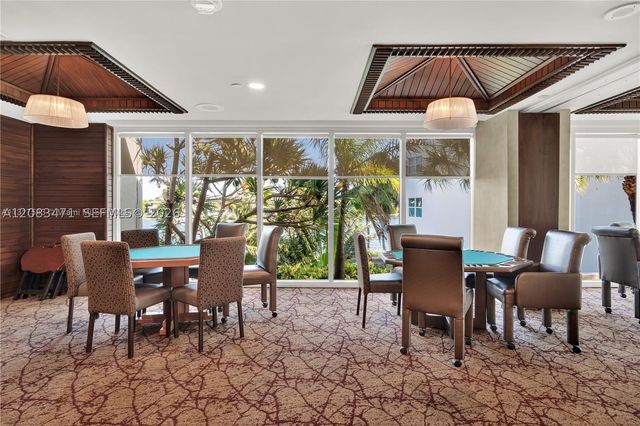20281 E Country Club Dr 1008, Aventura, FL 33180