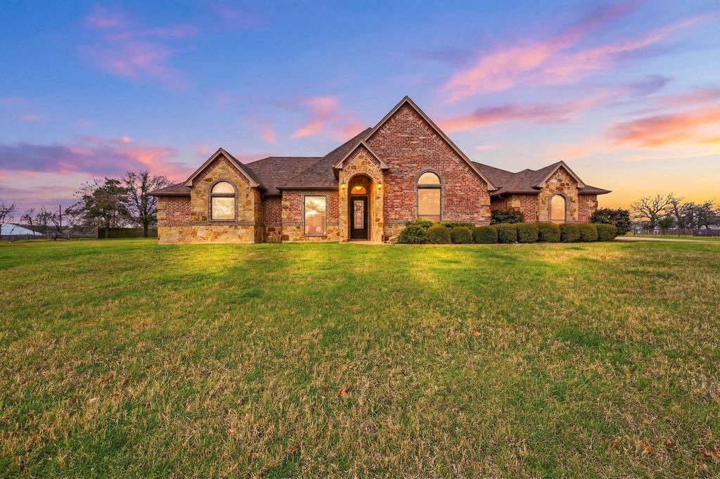 5626 Teague Road, Fort Worth, TX 76140