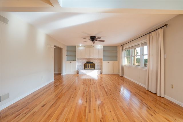 32 SADDLEBROOK DRIVE, Hempfield Twp, PA 15601