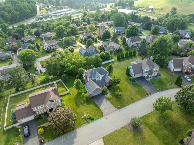 32 SADDLEBROOK DRIVE, Hempfield Twp, PA 15601