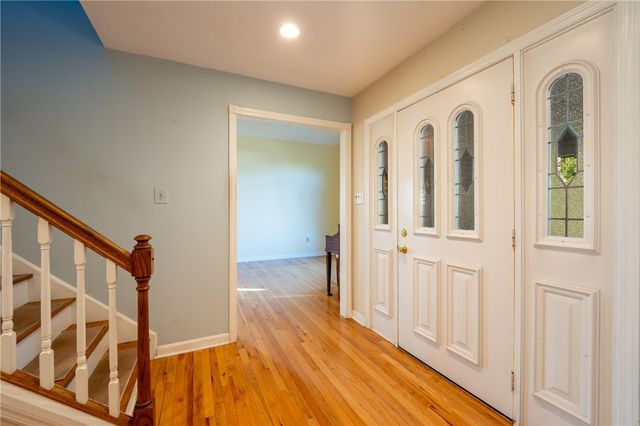 32 SADDLEBROOK DRIVE, Hempfield Twp, PA 15601