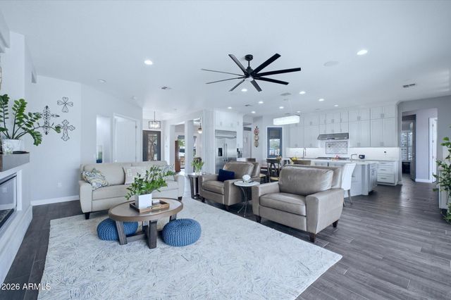 2744 E Mead Place, Chandler, AZ 85249