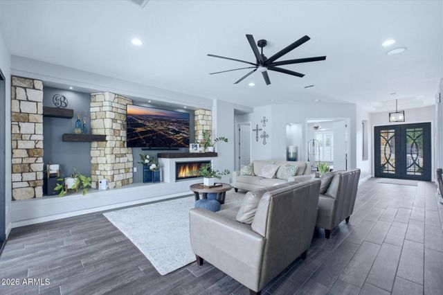 2744 E Mead Place, Chandler, AZ 85249