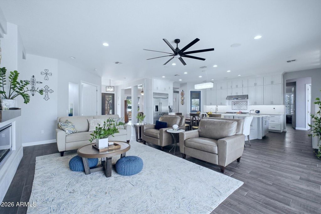 Image 12 of property listing at 2744 E Mead Place, Chandler, AZ 85249