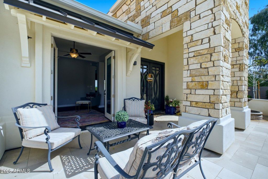 Image 7 of property listing at 2744 E Mead Place, Chandler, AZ 85249