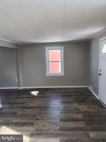 2934 RUMSON DR, Harrisburg, PA 17104