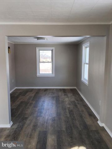 2934 RUMSON DR, Harrisburg, PA 17104