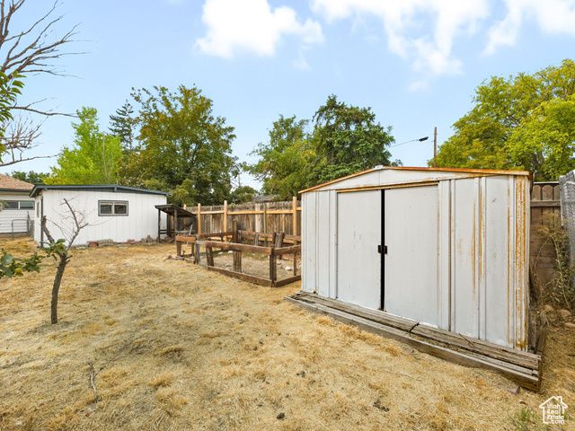 486 W 2ND AVE, Midvale, UT 84047