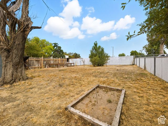 486 W 2ND AVE, Midvale, UT 84047