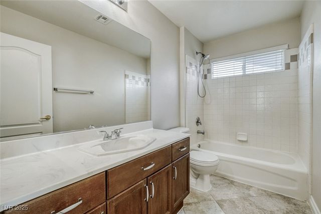 9382 Monterey Cliffs Avenue, Las Vegas, NV 89148