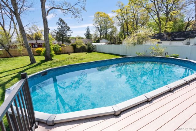 1321 Thompson Drive, Bay Shore, NY 11706