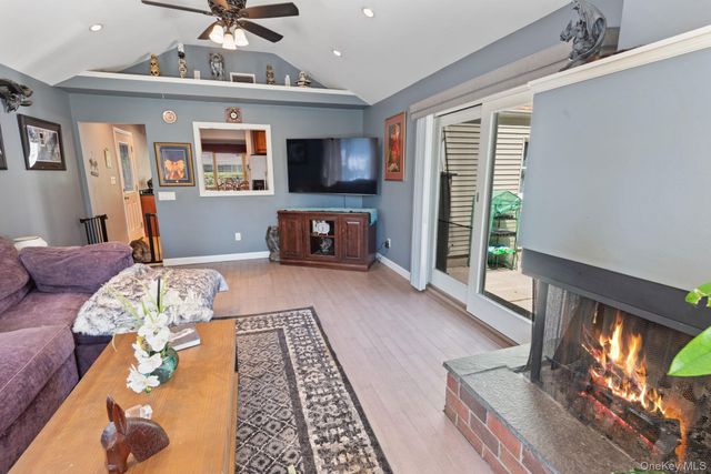 1321 Thompson Drive, Bay Shore, NY 11706