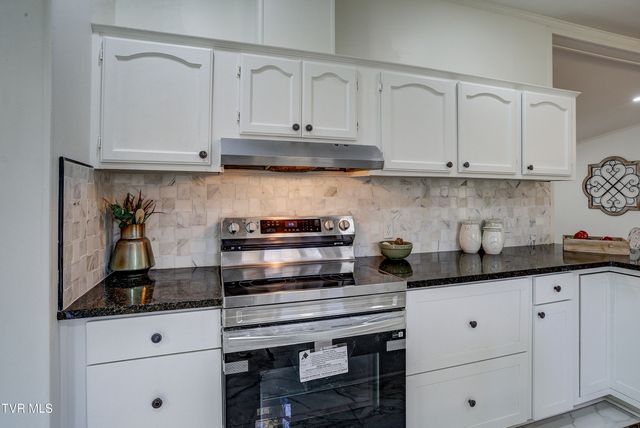 287 H Heaton Road, Elizabethton, TN 37643