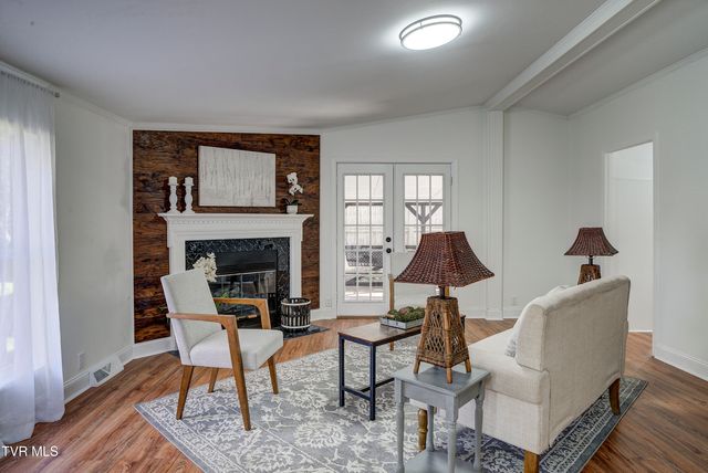 287 H Heaton Road, Elizabethton, TN 37643