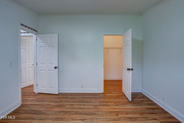 287 H Heaton Road, Elizabethton, TN 37643