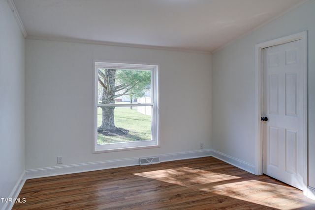 287 H Heaton Road, Elizabethton, TN 37643