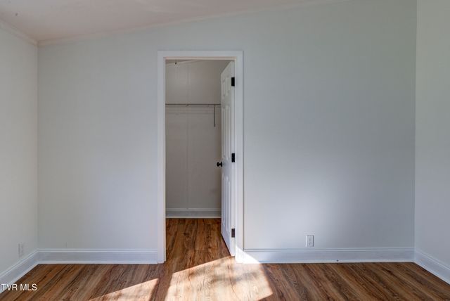 287 H Heaton Road, Elizabethton, TN 37643