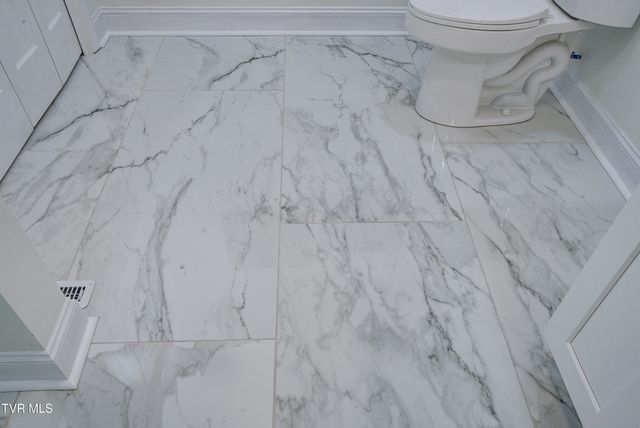 287 H Heaton Road, Elizabethton, TN 37643