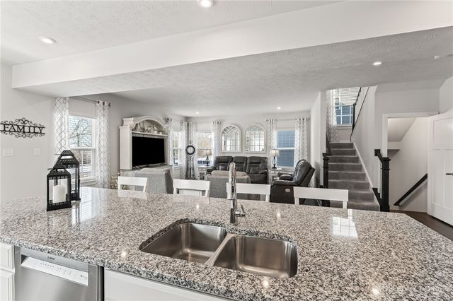 899 Cedar Grove Drive, Tipp City, OH 45371