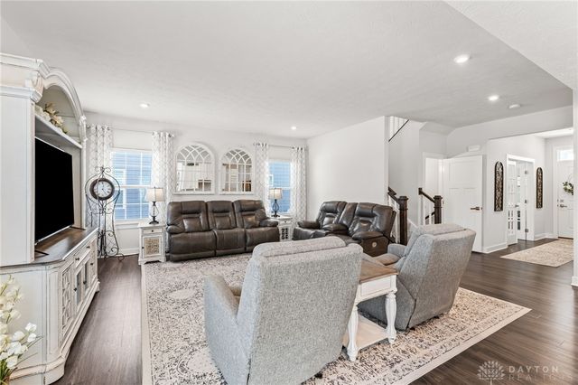 899 Cedar Grove Drive, Tipp City, OH 45371