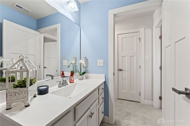 899 Cedar Grove Drive, Tipp City, OH 45371