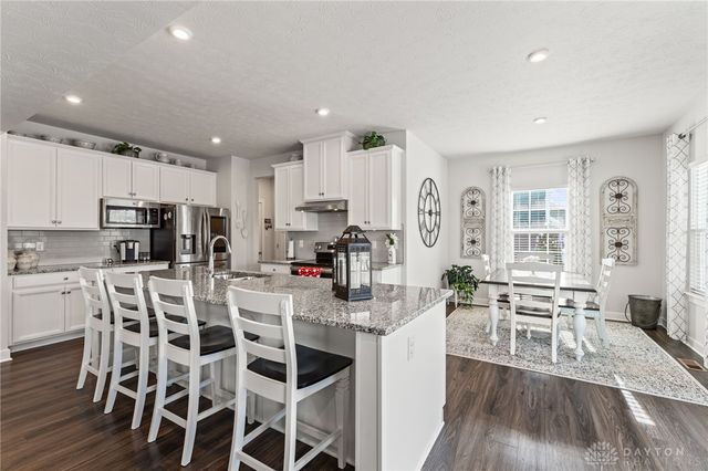 899 Cedar Grove Drive, Tipp City, OH 45371