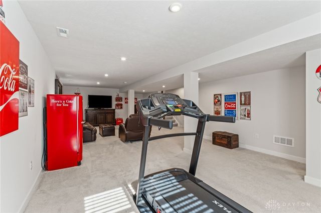 899 Cedar Grove Drive, Tipp City, OH 45371