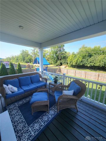 899 Cedar Grove Drive, Tipp City, OH 45371