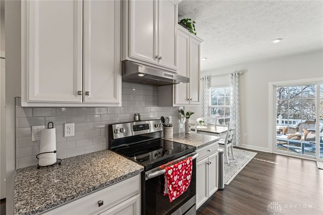 899 Cedar Grove Drive, Tipp City, OH 45371