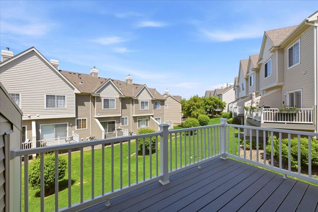 8853 Brunell Way 1906, Inver Grove Heights, MN 55076