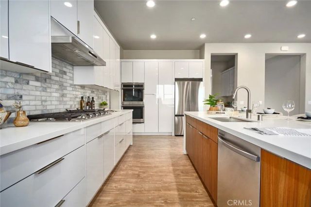 19396 Earth Summit, Apple Valley, CA 92308