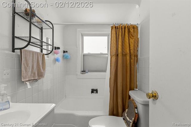 6732 Rockdale Street, Dearborn Heights, MI 48127