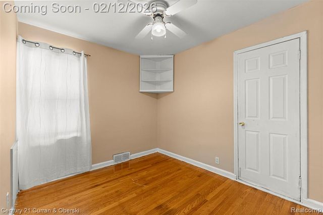 6732 Rockdale Street, Dearborn Heights, MI 48127