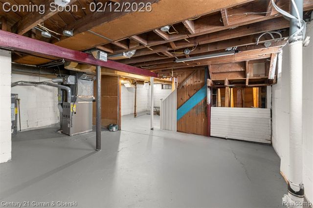 6732 Rockdale Street, Dearborn Heights, MI 48127