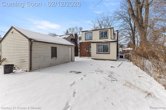 6732 Rockdale Street, Dearborn Heights, MI 48127