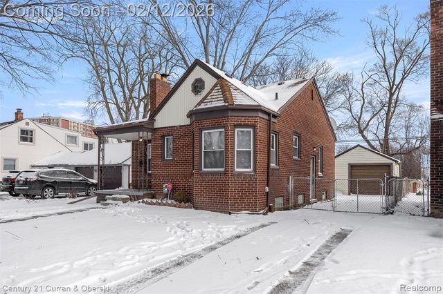 6732 Rockdale Street, Dearborn Heights, MI 48127