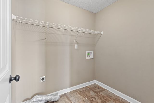 312 Rye Dr, Clarksville, TN 37043