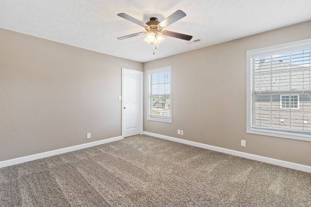 312 Rye Dr, Clarksville, TN 37043