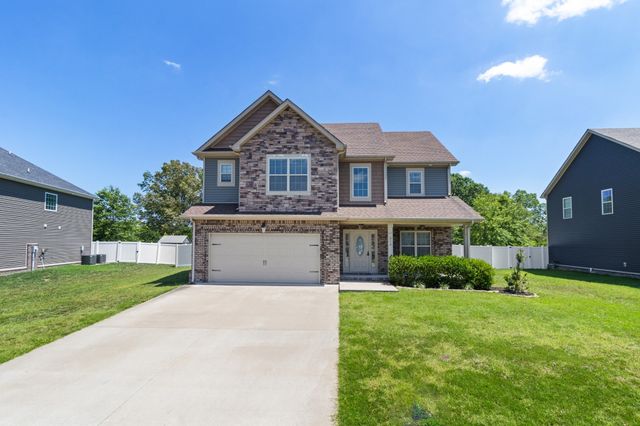 312 Rye Dr, Clarksville, TN 37043