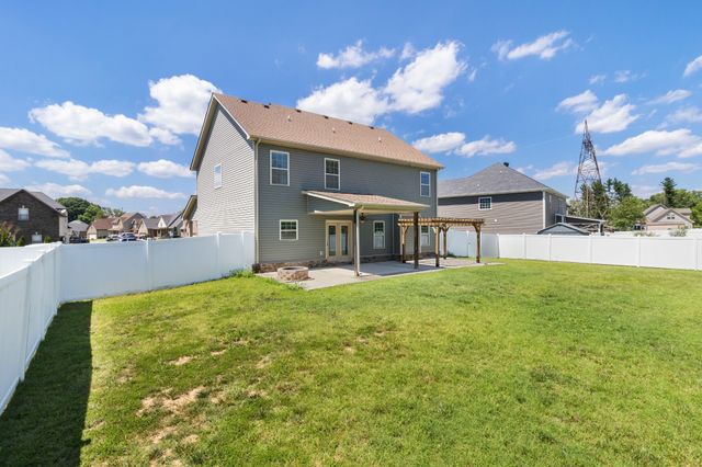 312 Rye Dr, Clarksville, TN 37043