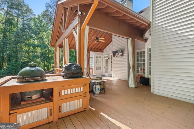 155 Aristocrat Court, Fayetteville, GA 30215