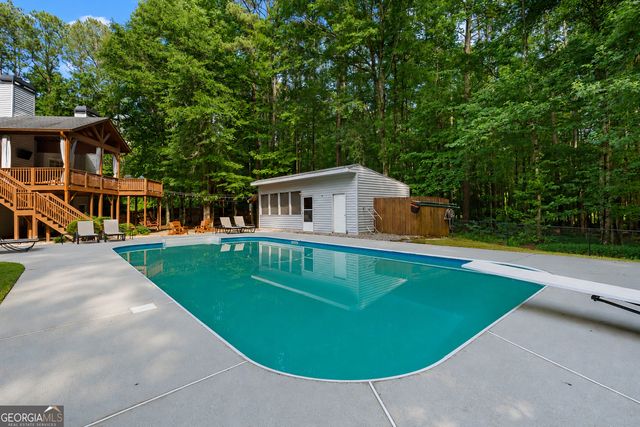 155 Aristocrat Court, Fayetteville, GA 30215